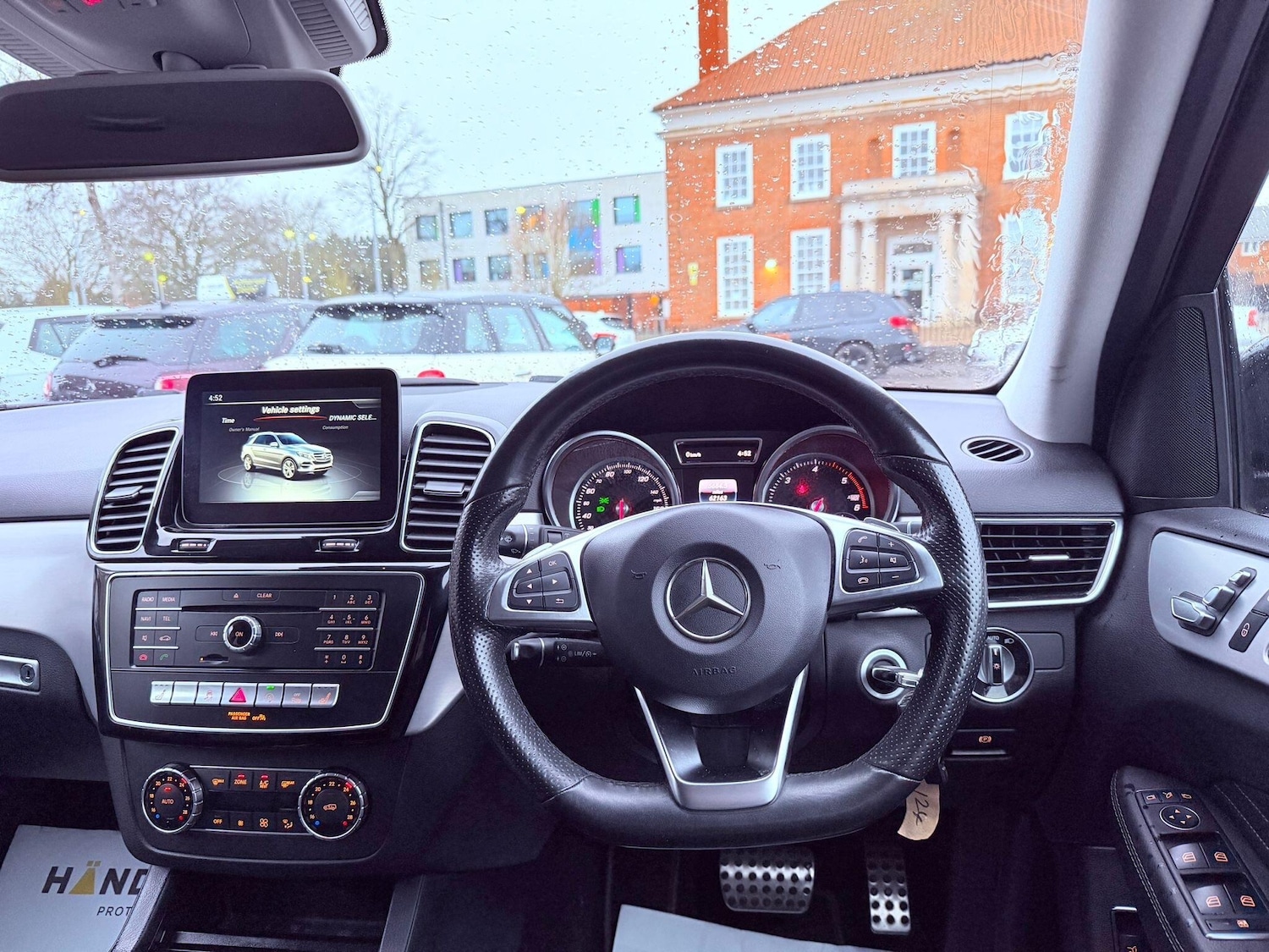 Used Mercedes-Benz GLE 2017 for sale - 77633274: Photo 32