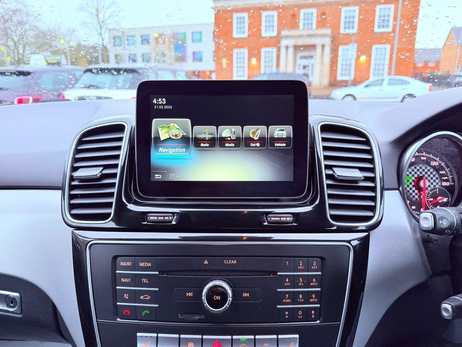 Used Mercedes-Benz GLE 2017 for sale - 77633274: Photo 43