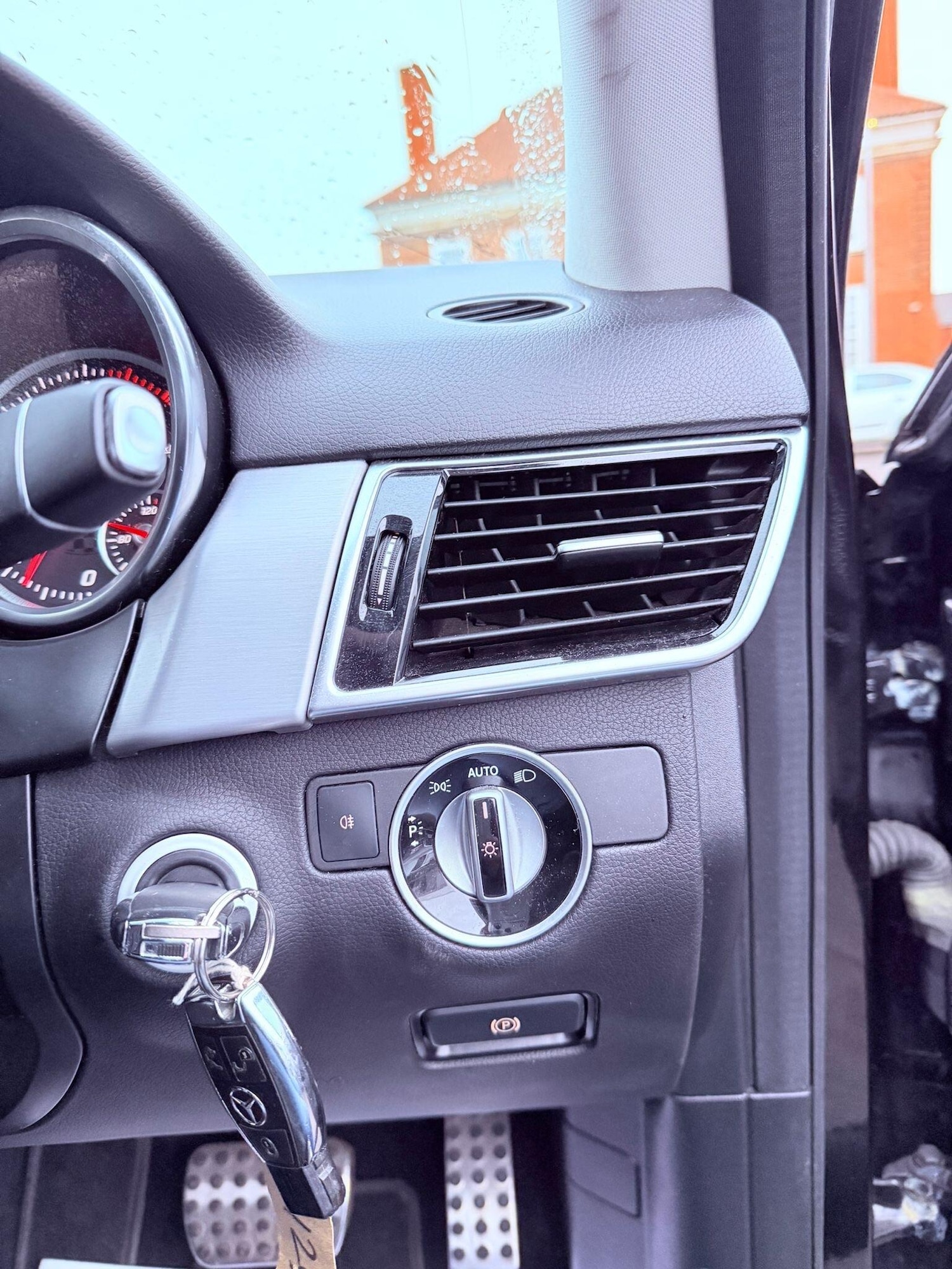 Used Mercedes-Benz GLE 2017 for sale - 77633274: Photo 47