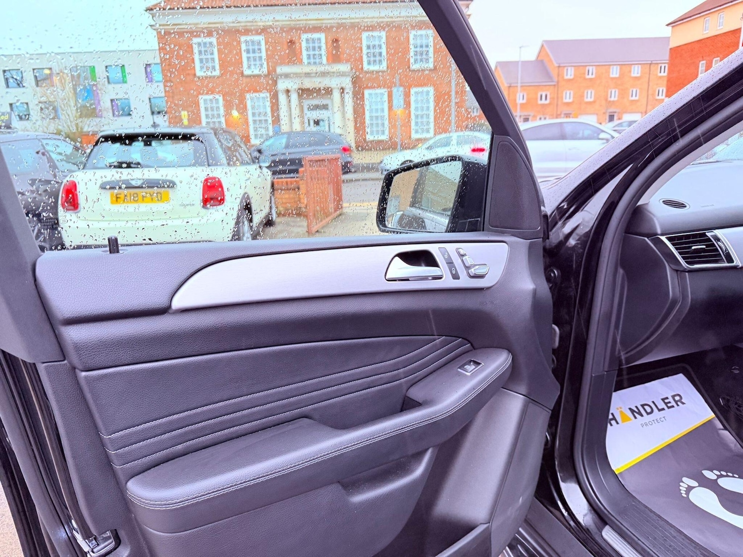 Used Mercedes-Benz GLE 2017 for sale - 77633274: Photo 51