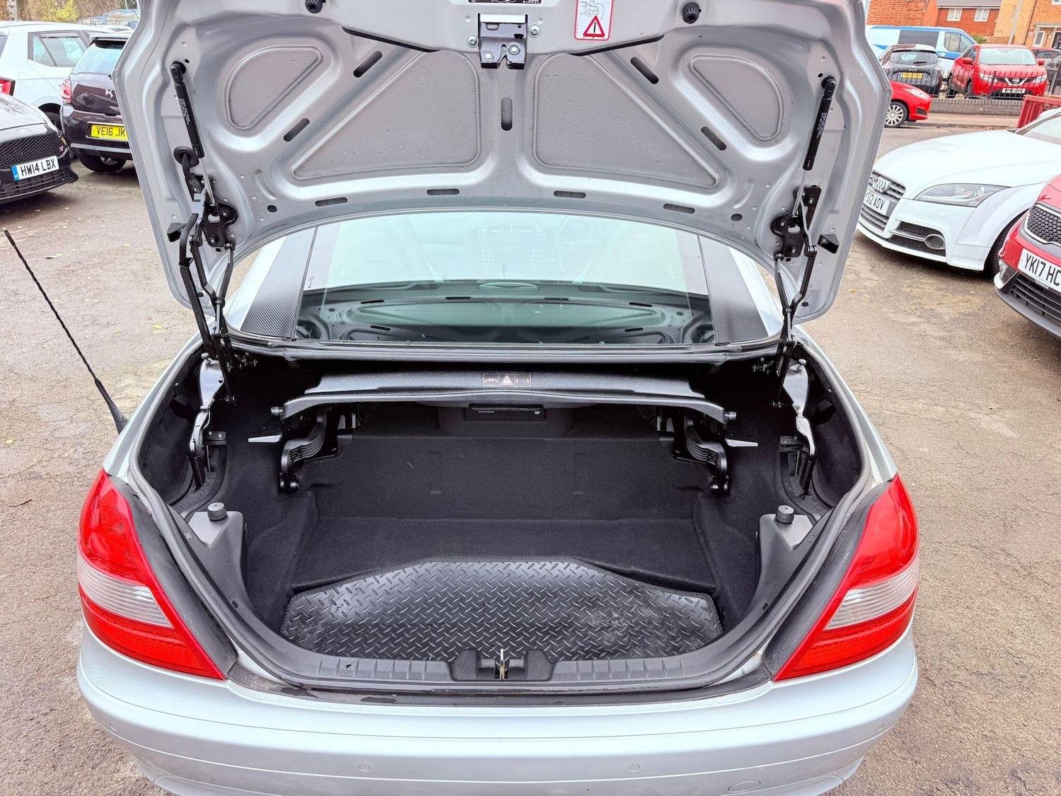 Used Mercedes-Benz SLK 2006 for sale - 76752465: Photo 26