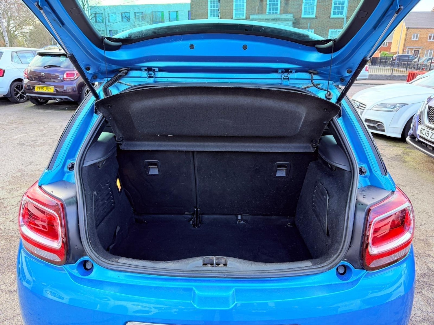 Used DS Automobiles DS 3 2015 for sale - 77396126: Photo 25