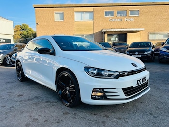 Used Volkswagen Scirocco 2015 for sale - 76247472: Photo