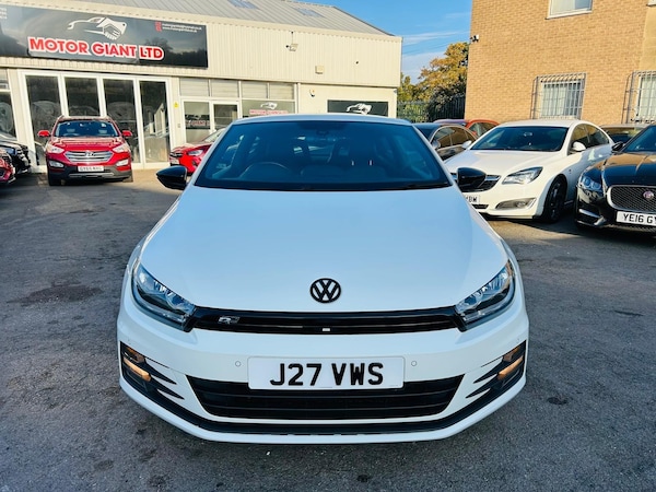 Used Volkswagen Scirocco 2015 for sale - 76247472: Photo 3