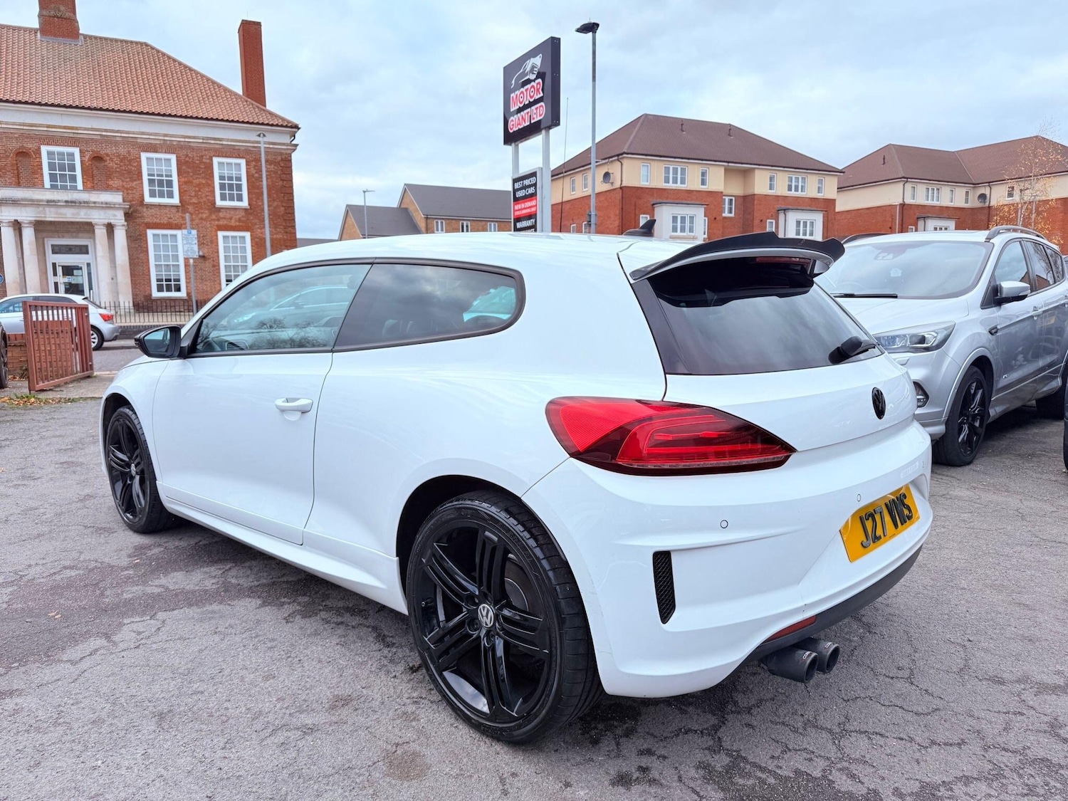 Used Volkswagen Scirocco 2015 for sale - 76247472: Photo 4