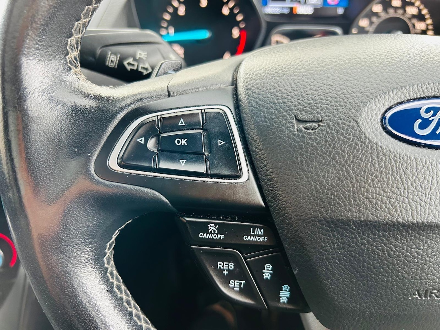 Used Ford Kuga 2017 for sale - 76377949: Photo 33