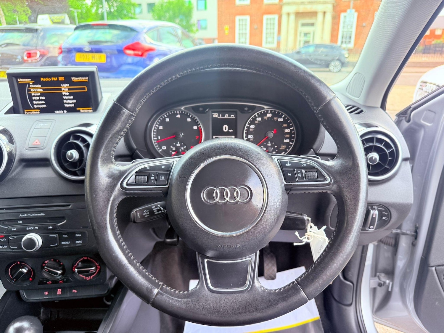 Used Audi A1 2014 for sale - 76326346: Photo 31