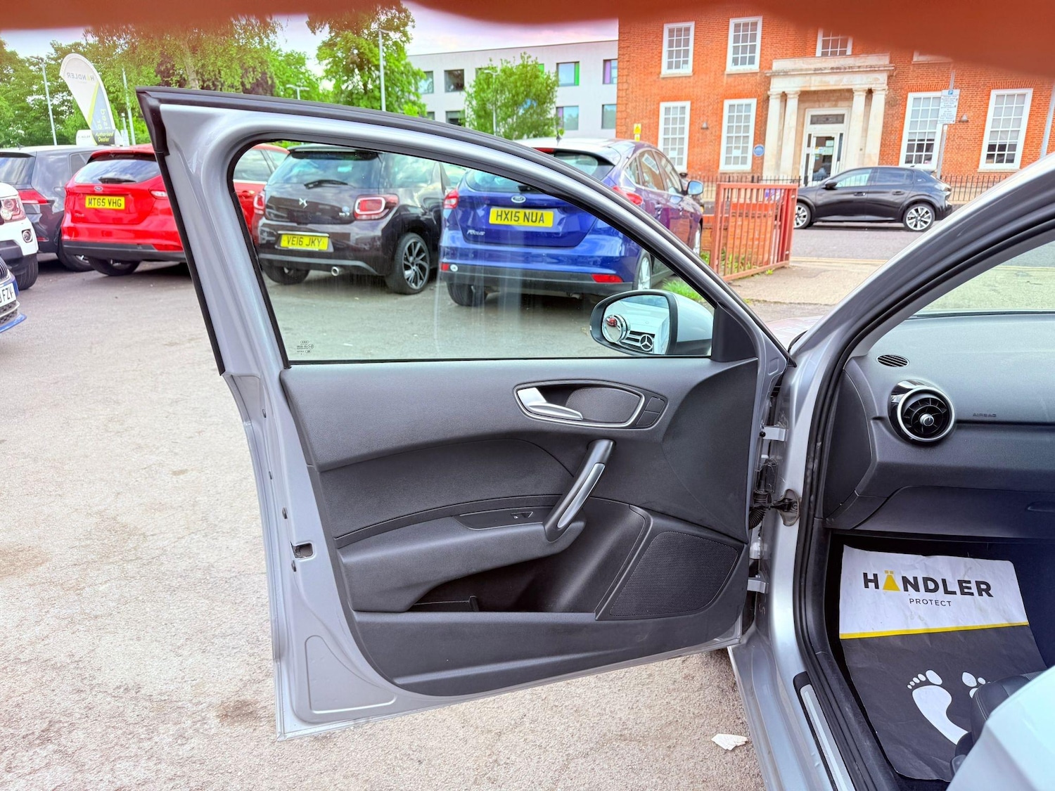 Used Audi A1 2014 for sale - 76326346: Photo 51
