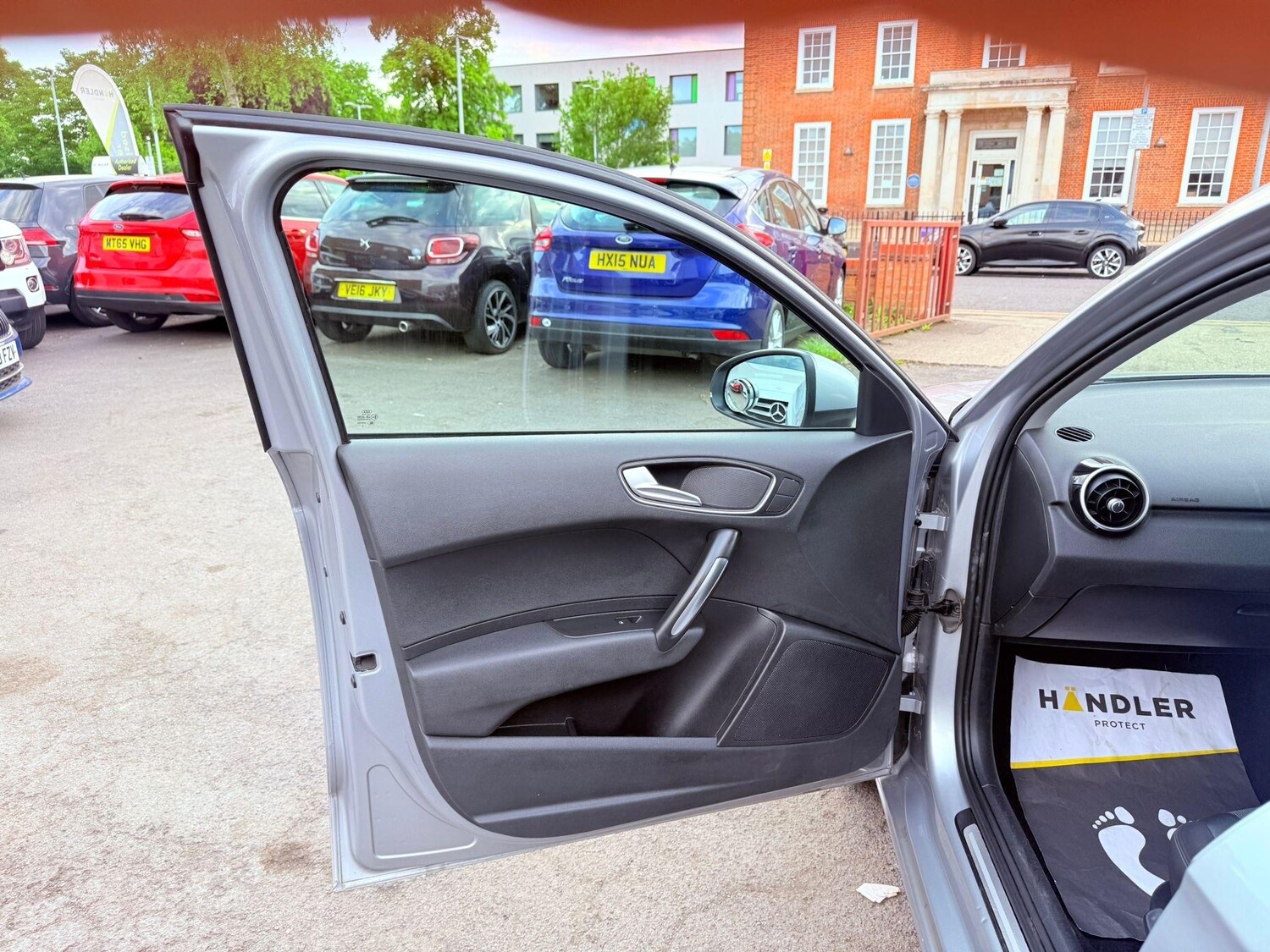 Used Audi A1 2014 for sale - 76326346: Photo 52