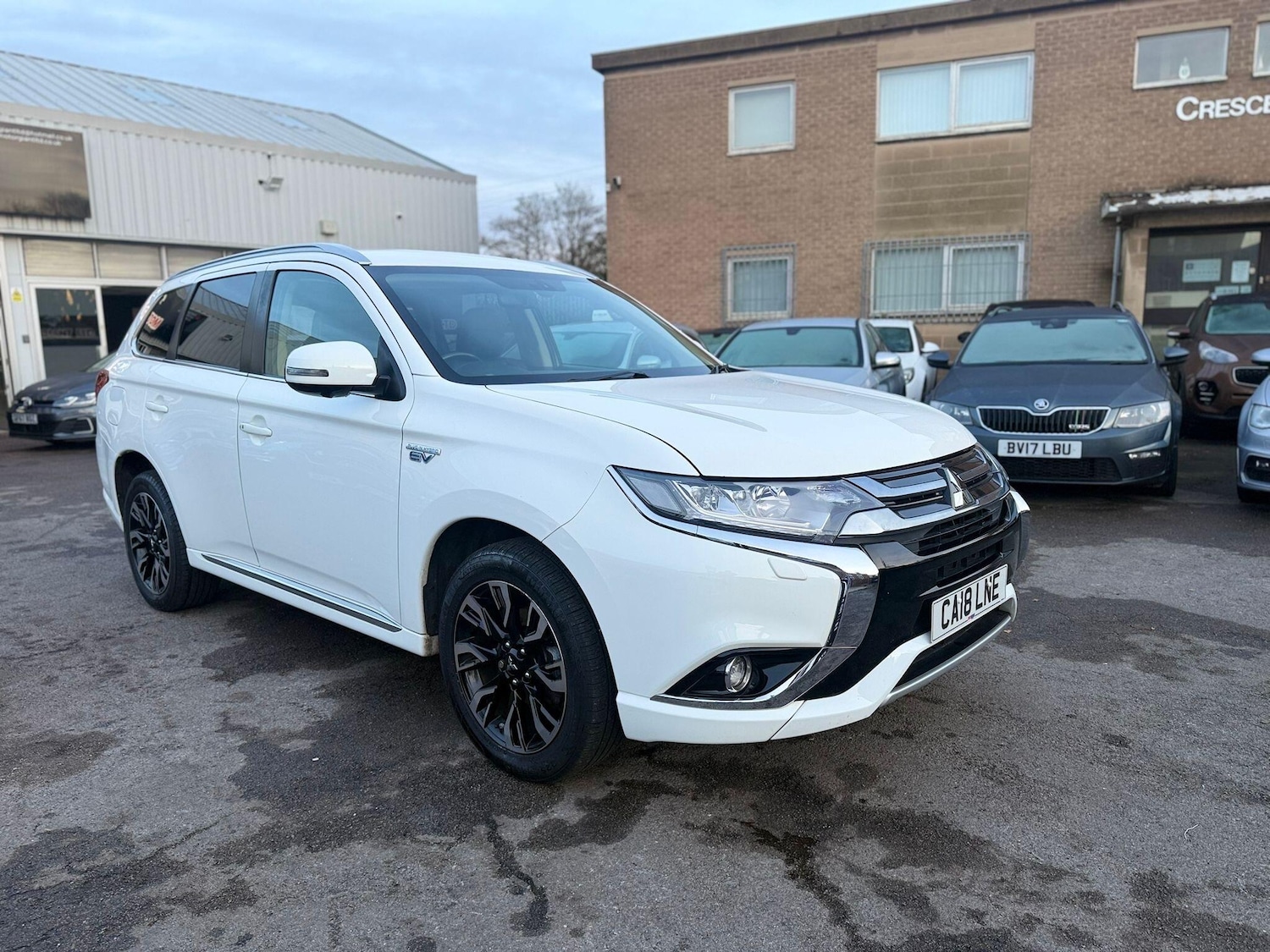 Used Mitsubishi Outlander 2018 for sale - 76936495: Photo 2