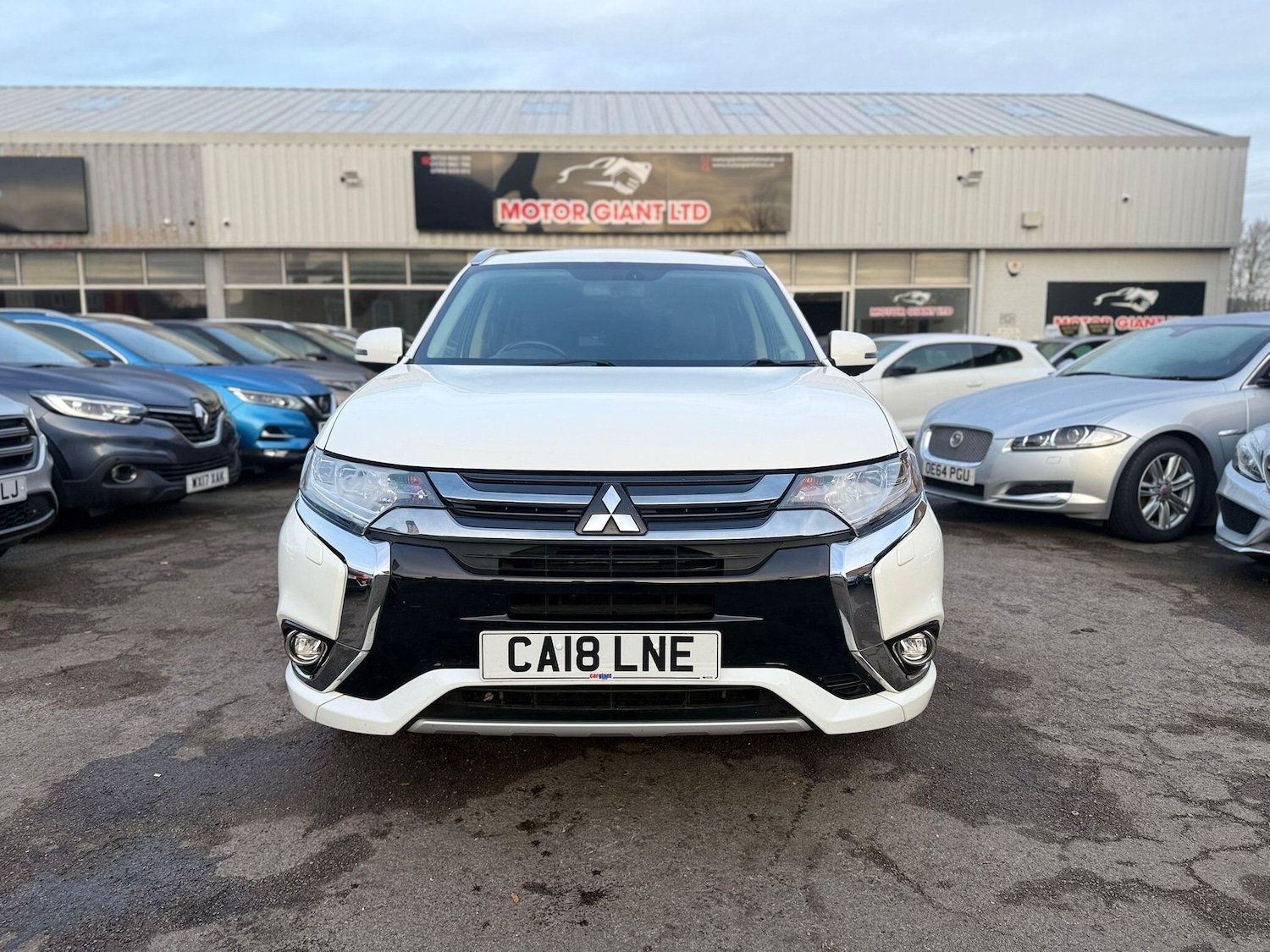 Used Mitsubishi Outlander 2018 for sale - 76936495: Photo 3