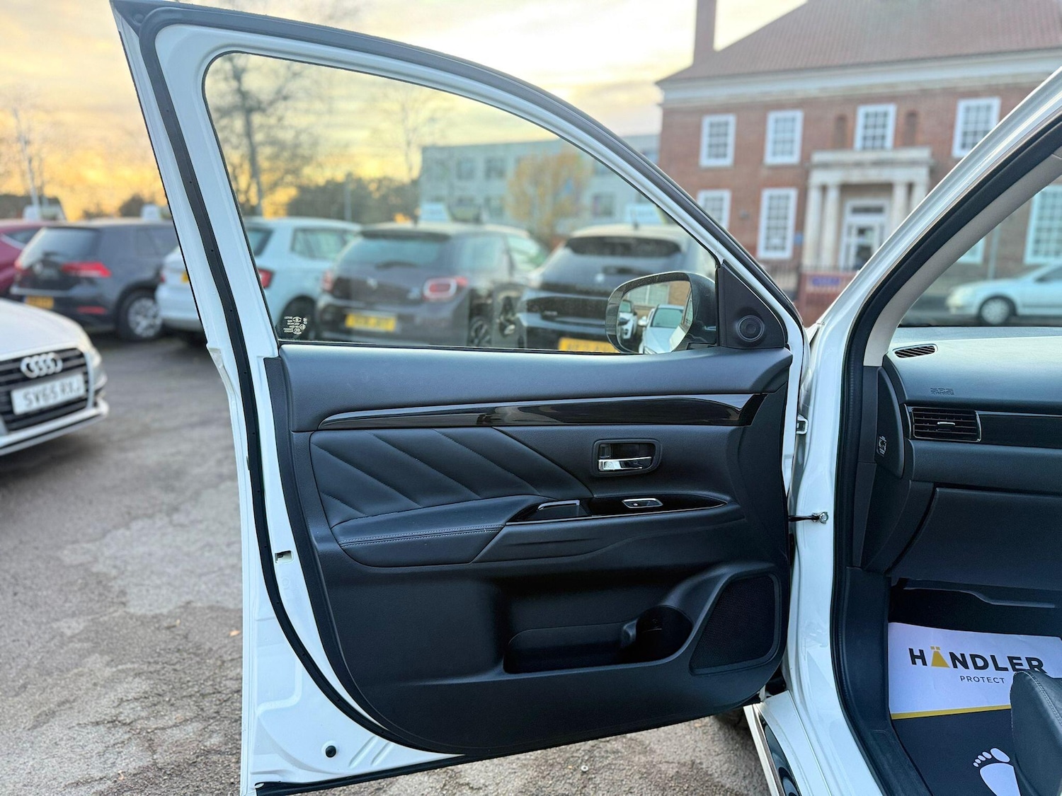 Used Mitsubishi Outlander 2018 for sale - 76936495: Photo 48