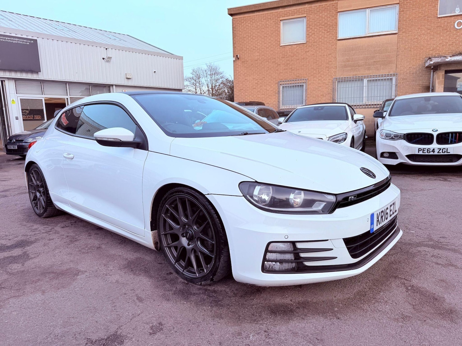 Used Volkswagen Scirocco 2016 for sale - 77559793: Photo 2