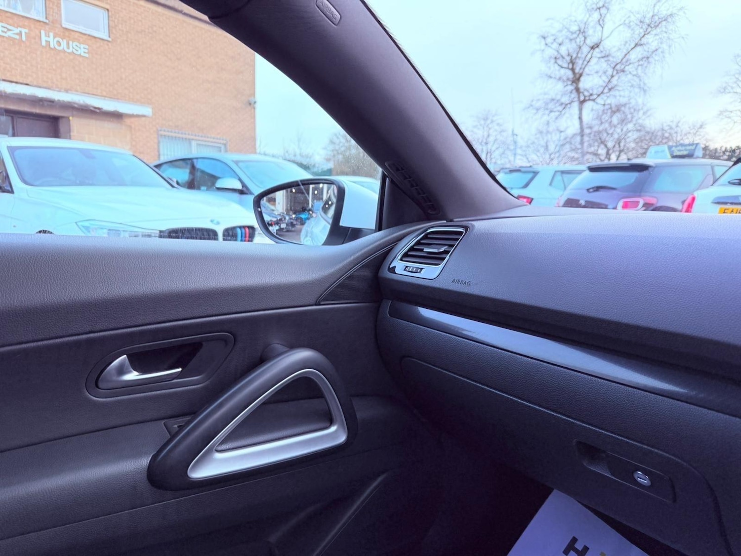 Used Volkswagen Scirocco 2016 for sale - 77559793: Photo 41