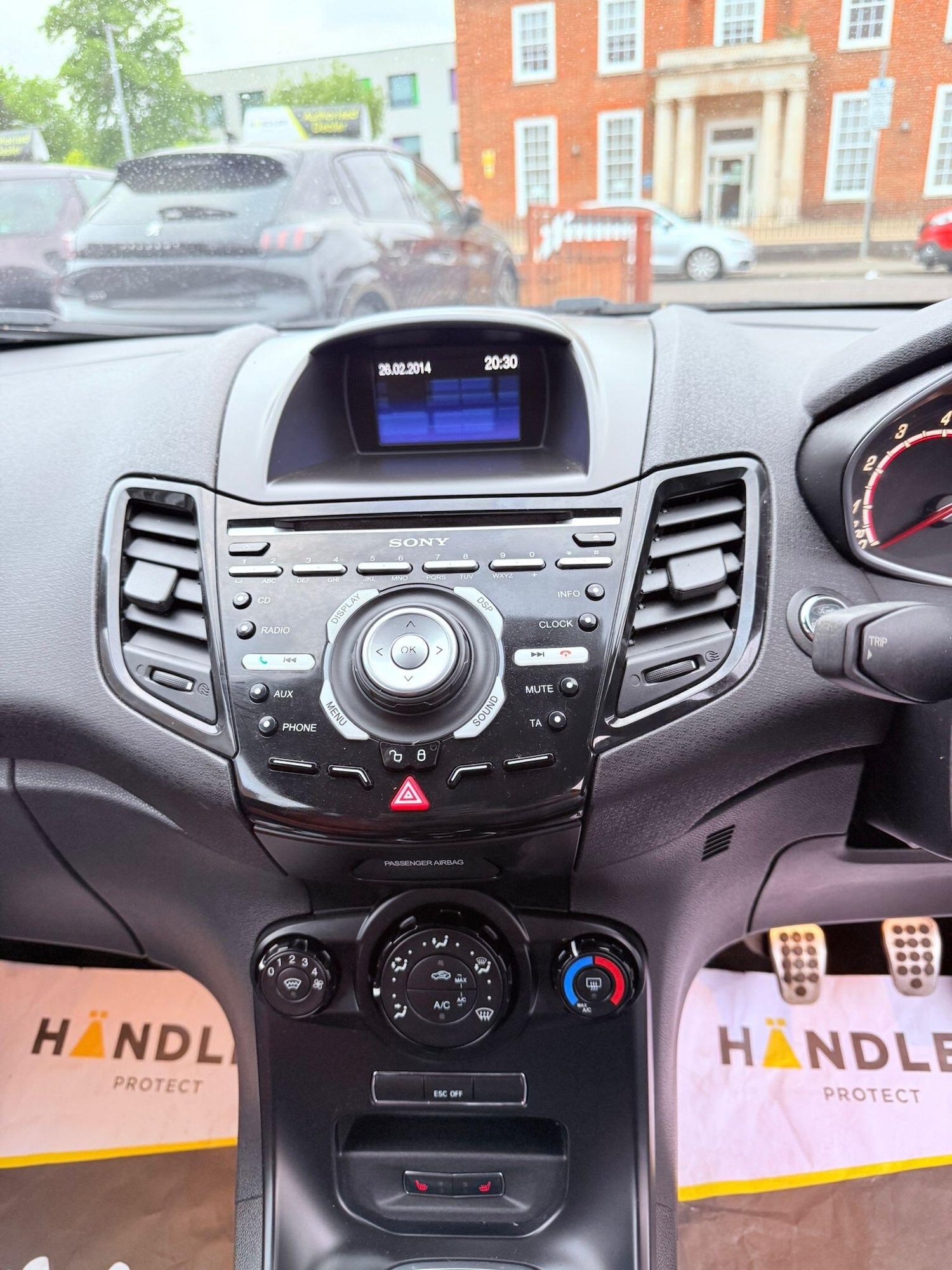 Used Ford Fiesta 2014 for sale - 76988345: Photo 27