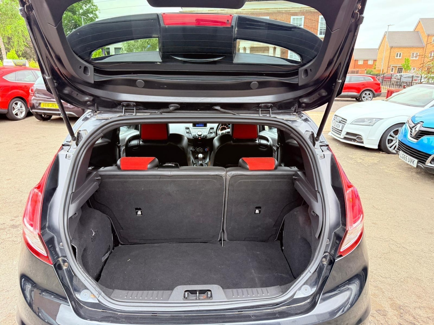 Used Ford Fiesta 2014 for sale - 76988345: Photo 37