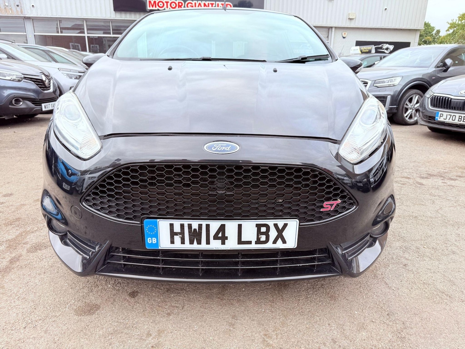 Used Ford Fiesta 2014 for sale - 76988345: Photo 9