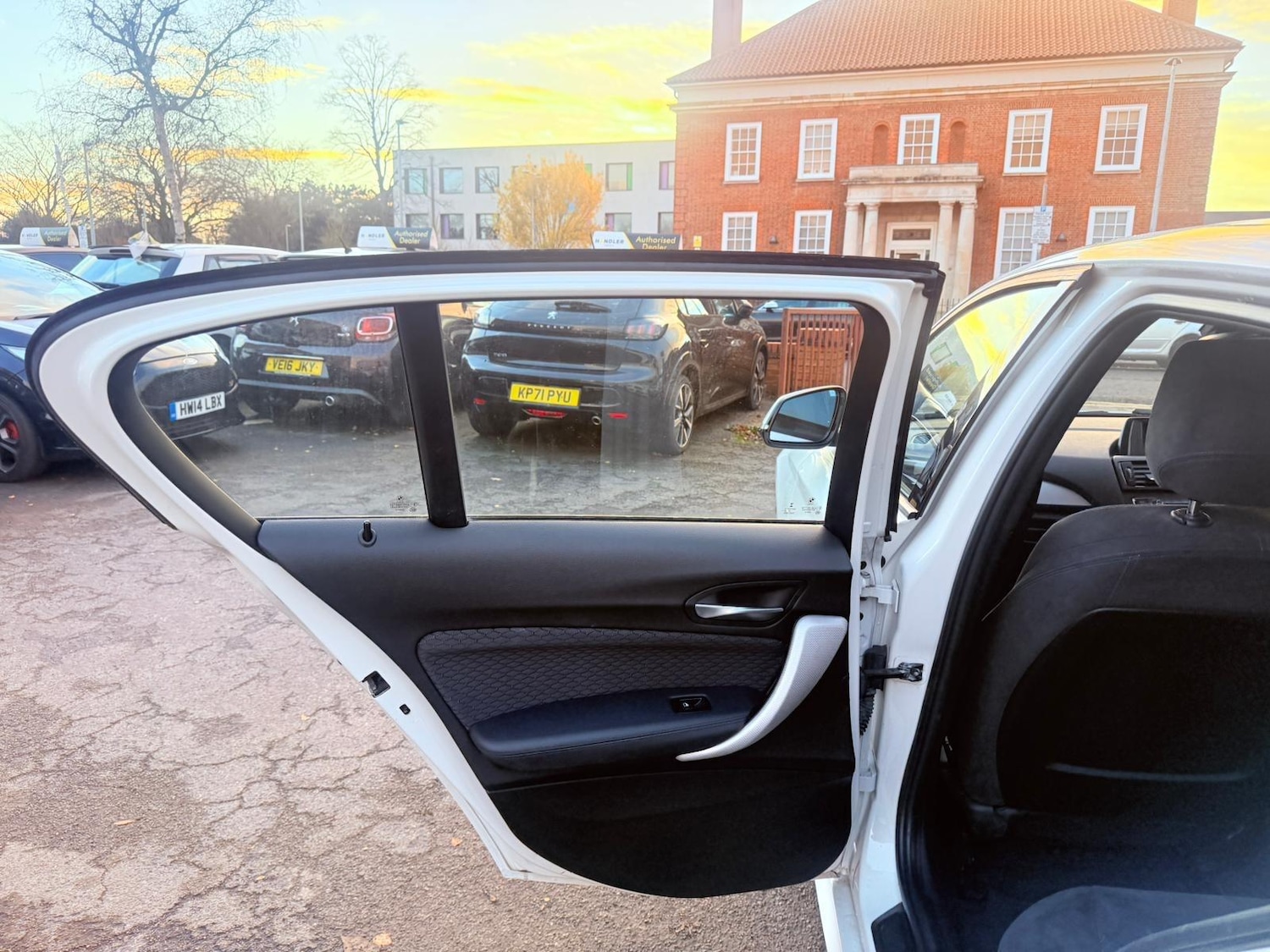 Used BMW 1 Series 2015 for sale - 76926182: Photo 41