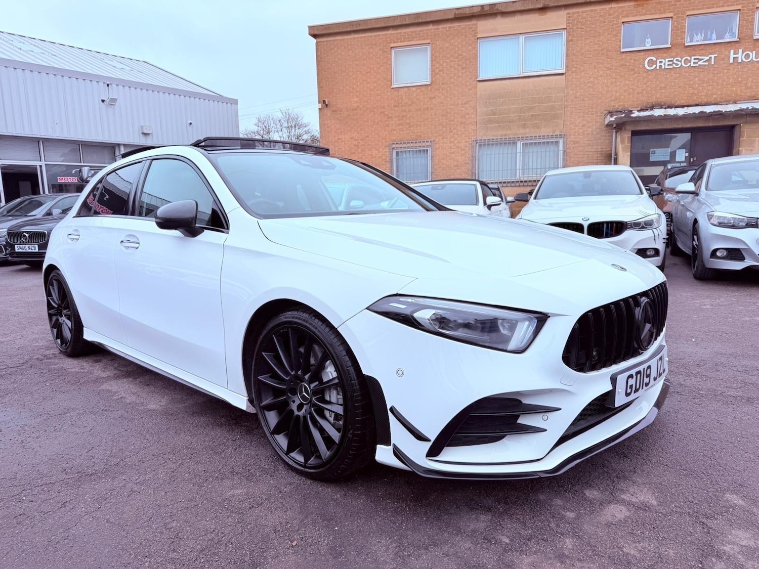 Used Mercedes-Benz A-Class 2019 for sale - 77400846: Photo 2