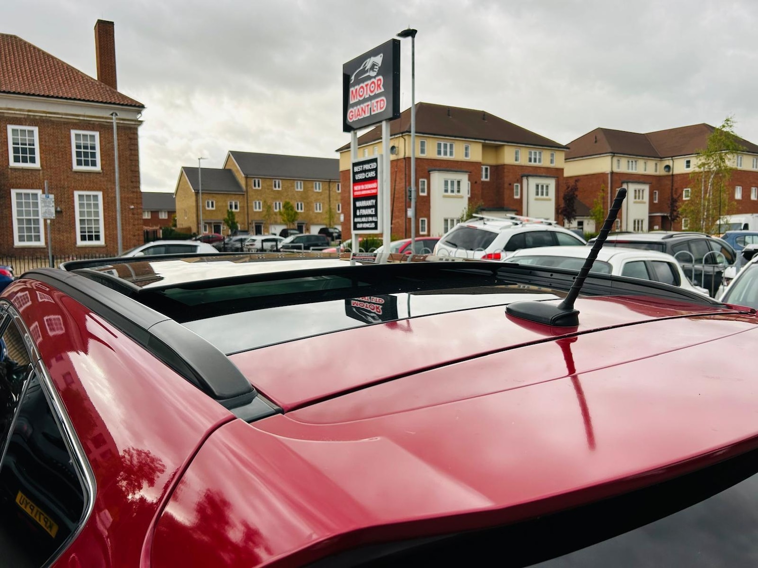 Used Hyundai Santa Fe 2015 for sale - 76456944: Photo 17