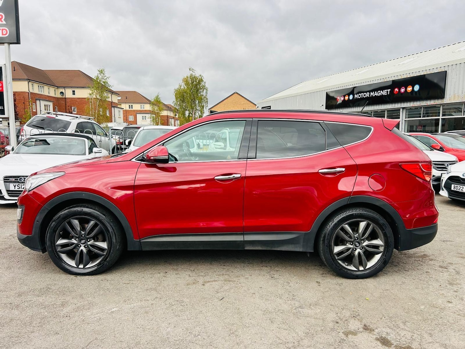 Used Hyundai Santa Fe 2015 for sale - 76456944: Photo 19