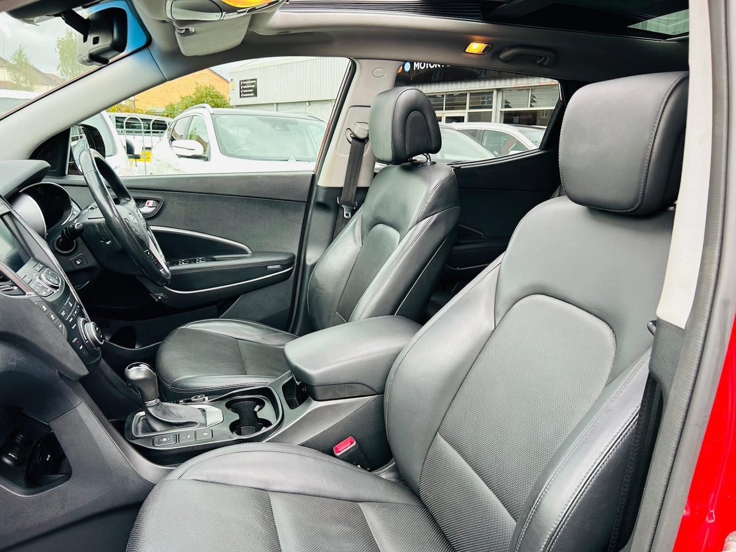 Used Hyundai Santa Fe 2015 for sale - 76456944: Photo 21