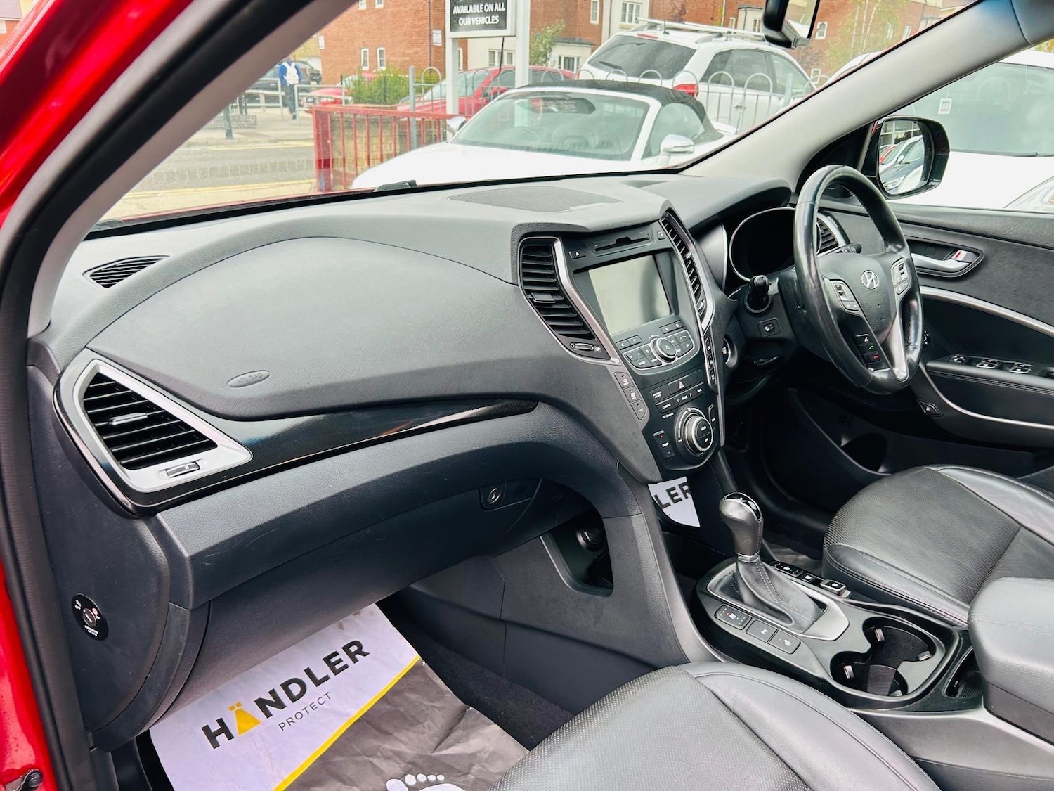 Used Hyundai Santa Fe 2015 for sale - 76456944: Photo 23