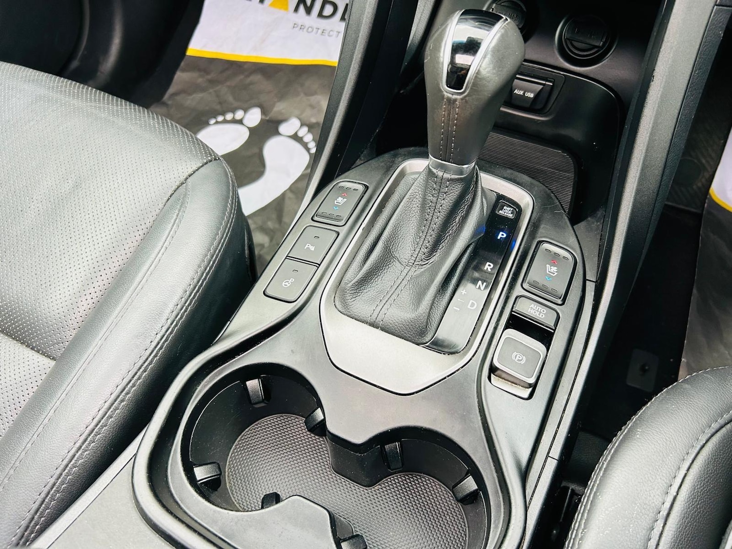 Used Hyundai Santa Fe 2015 for sale - 76456944: Photo 30