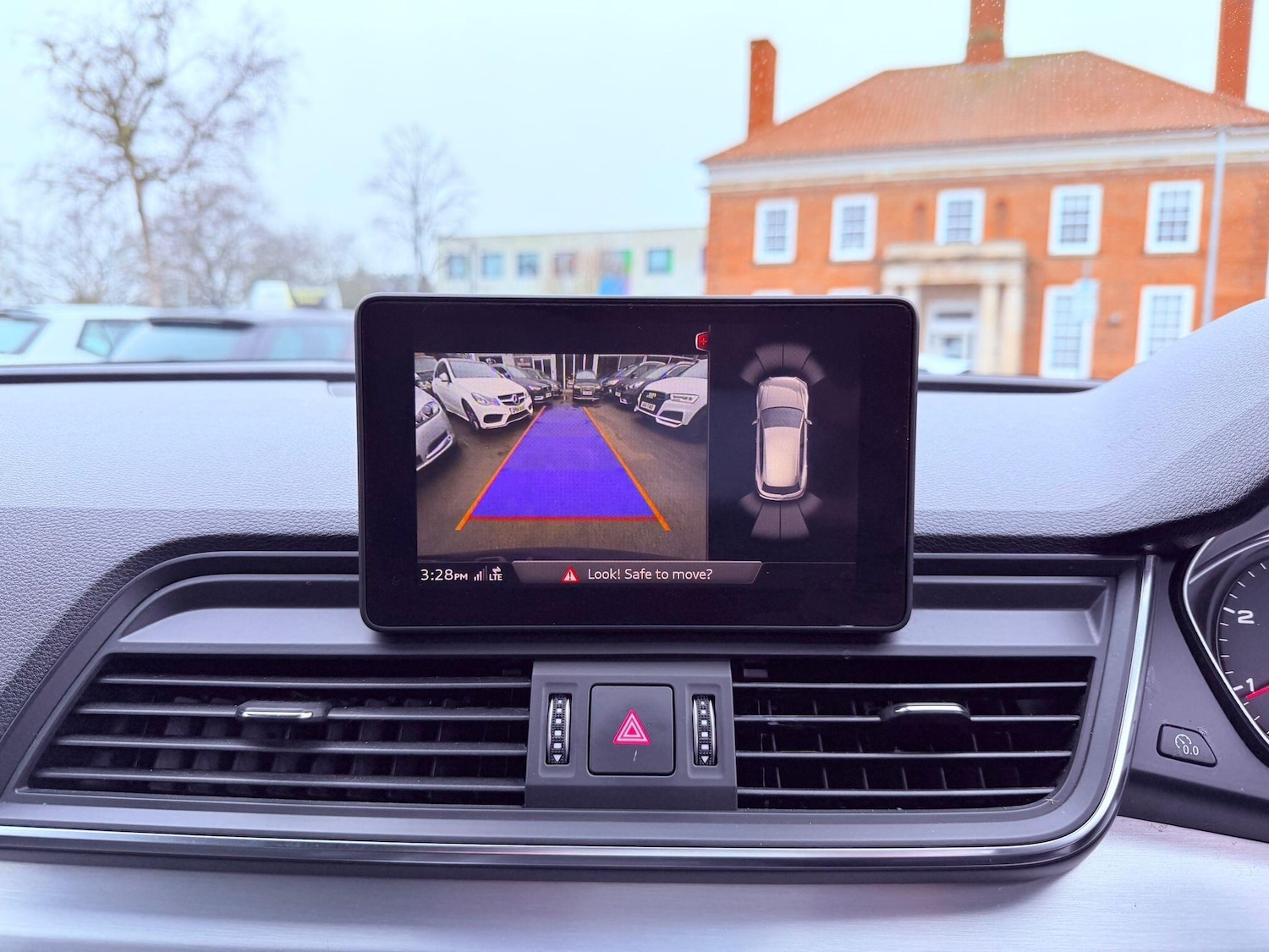 Used Audi Q5 2017 for sale - 77564856: Photo 45