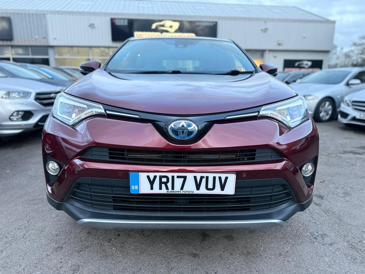Used Toyota RAV4 2017 for sale - 76913918: Photo 11