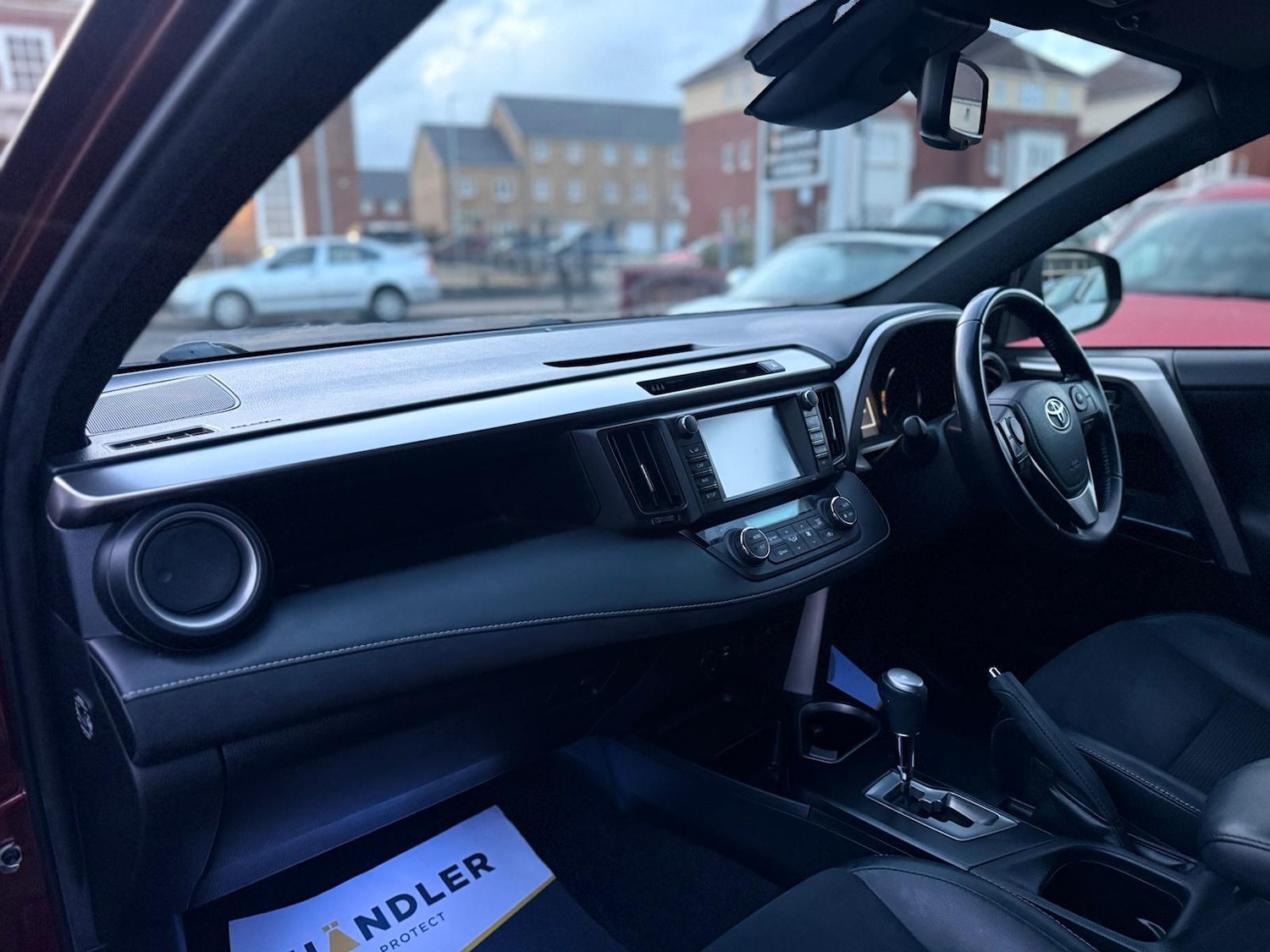 Used Toyota RAV4 2017 for sale - 76913918: Photo 29