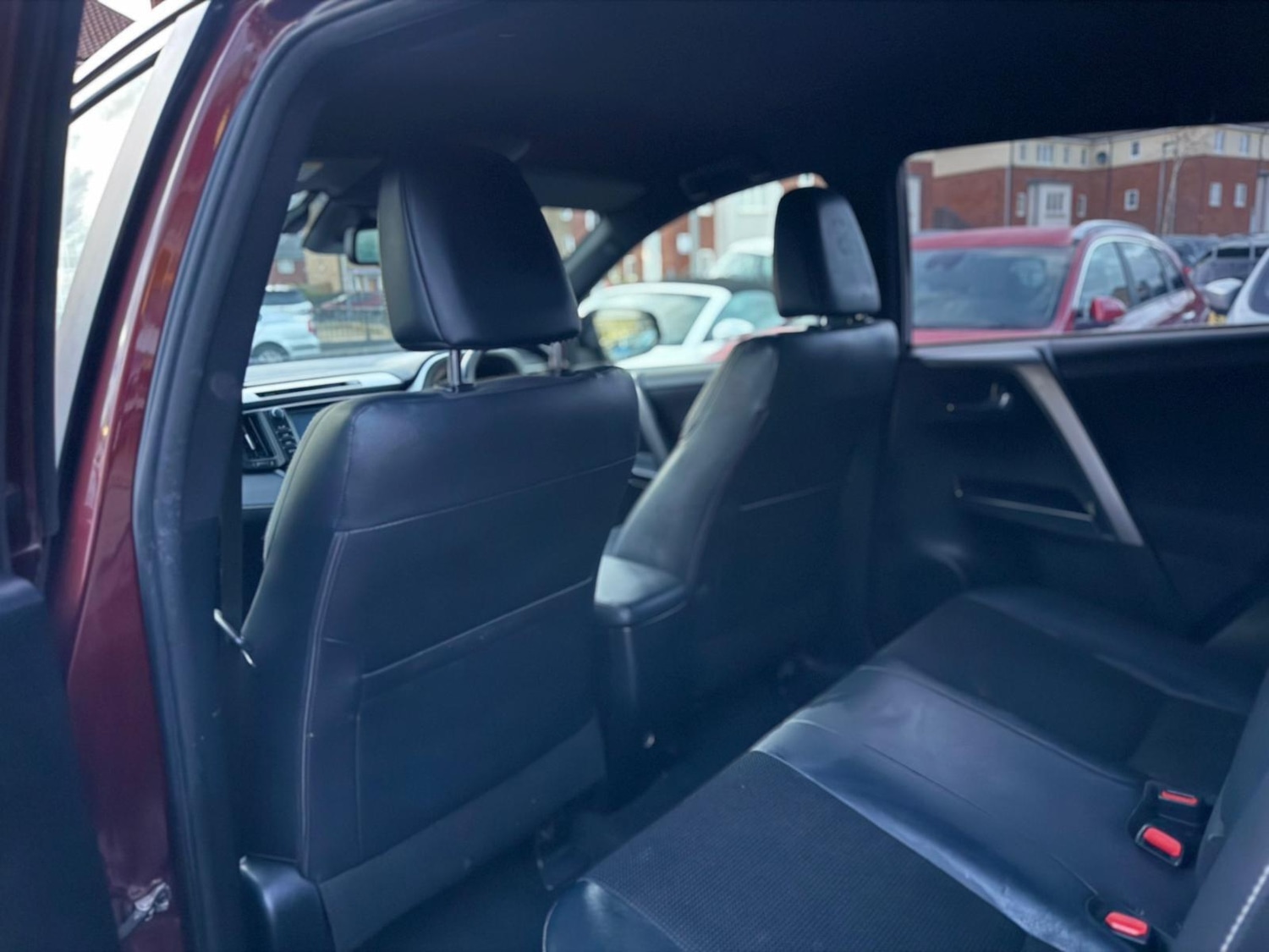 Used Toyota RAV4 2017 for sale - 76913918: Photo 48