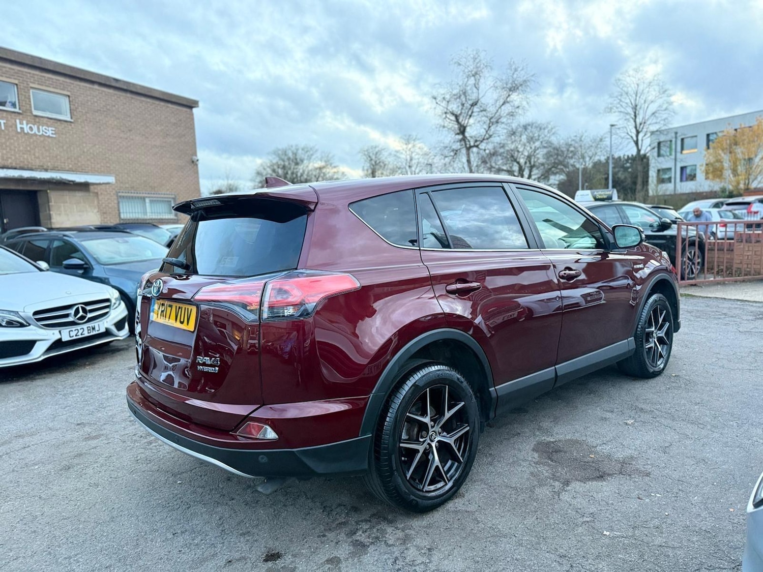 Used Toyota RAV4 2017 for sale - 76913918: Photo 5