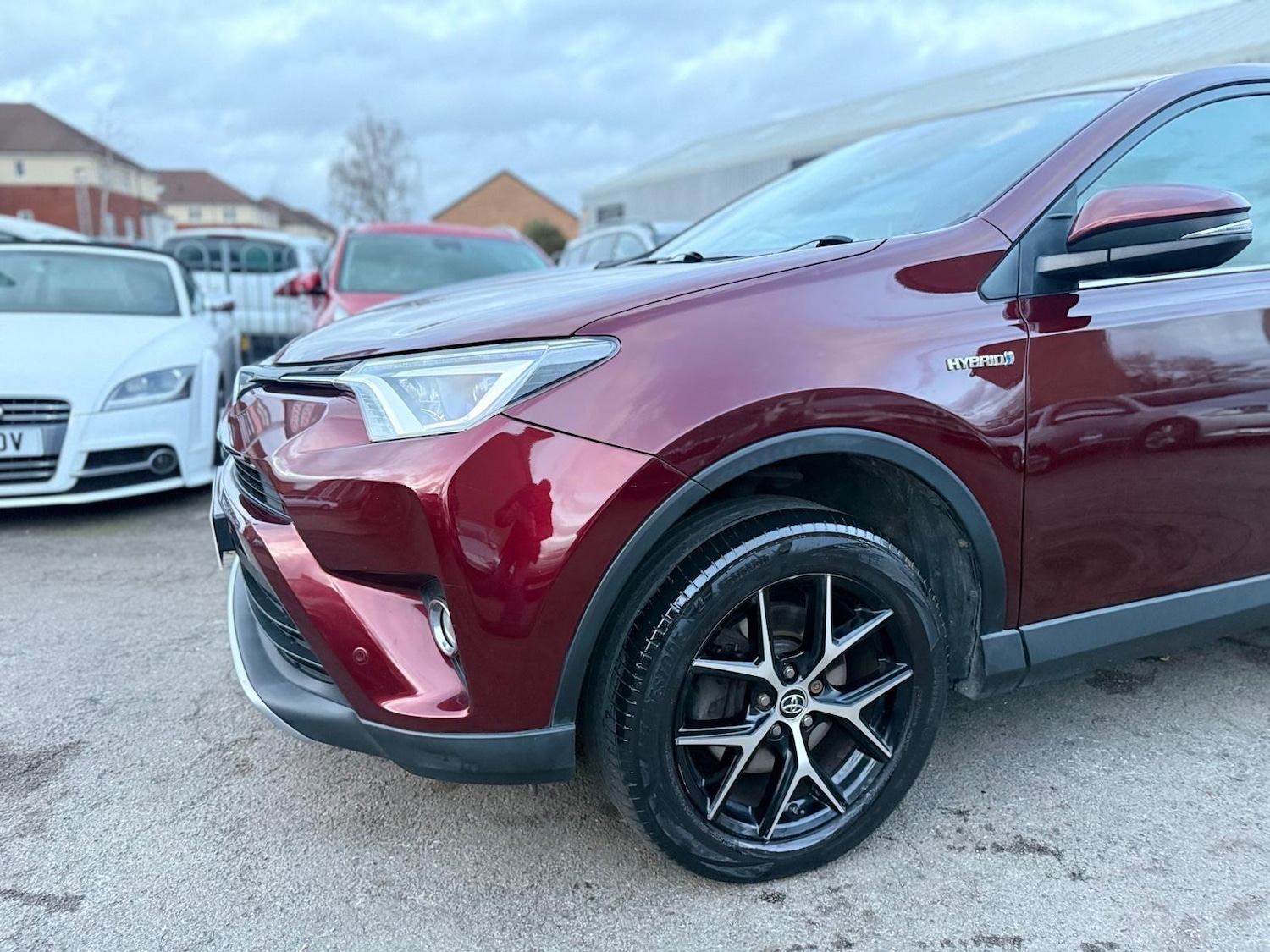 Used Toyota RAV4 2017 for sale - 76913918: Photo 8