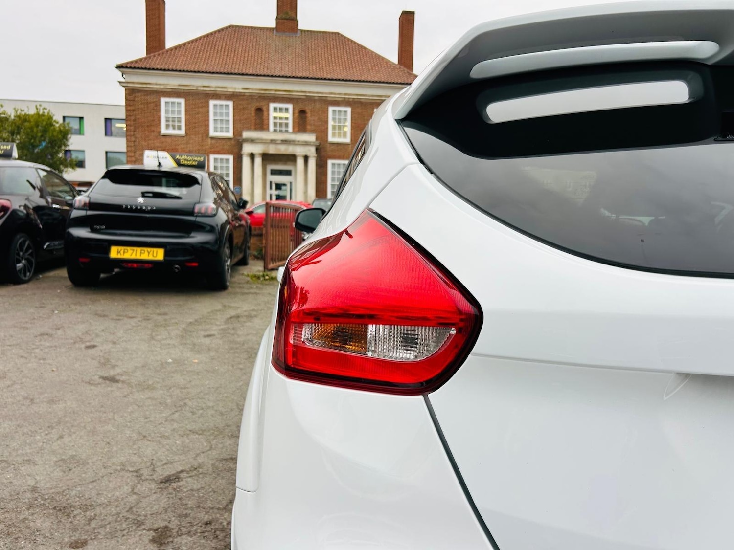 Used Ford Focus 2015 for sale - 76307173: Photo 12