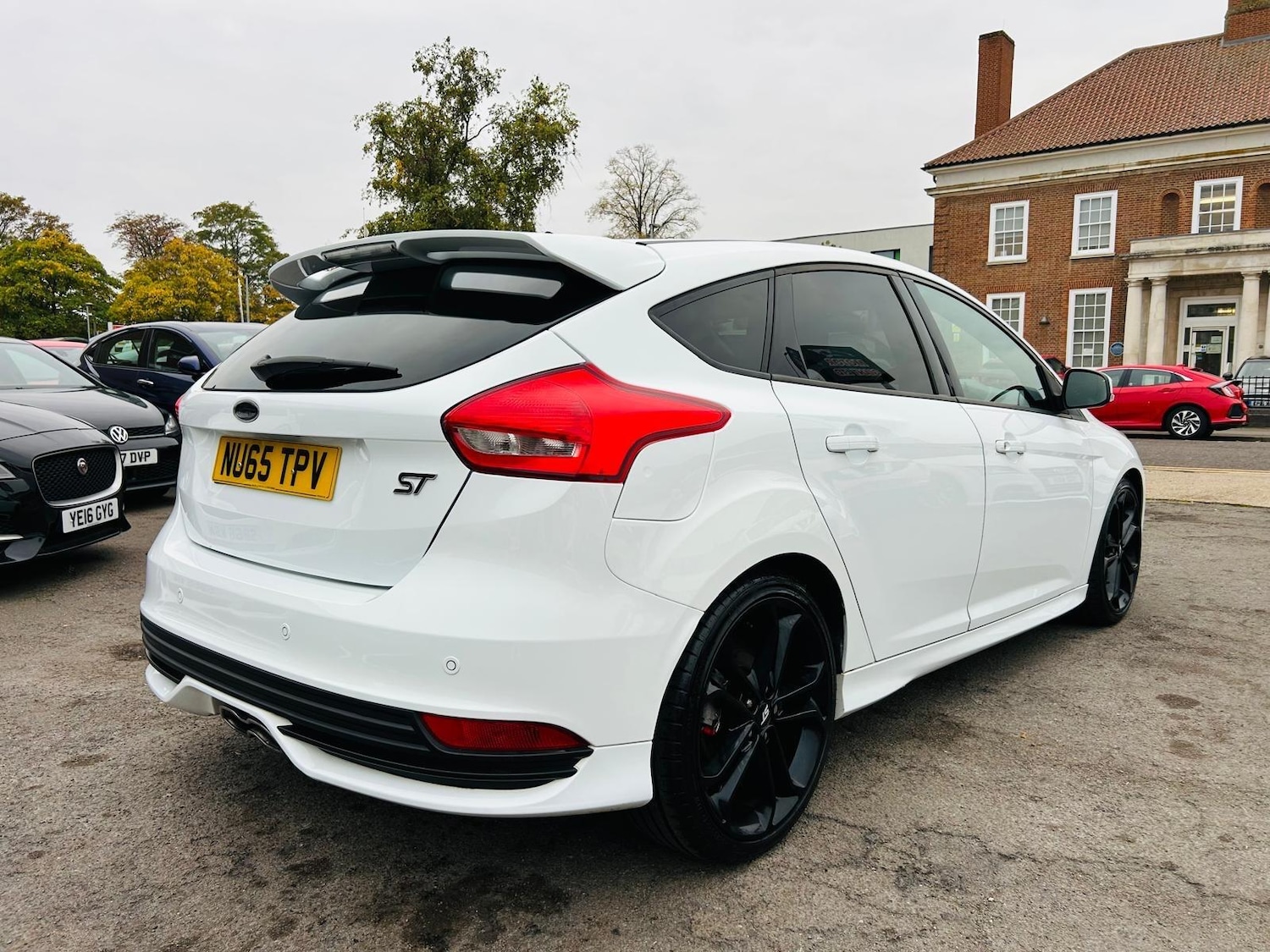 Used Ford Focus 2015 for sale - 76307173: Photo 4