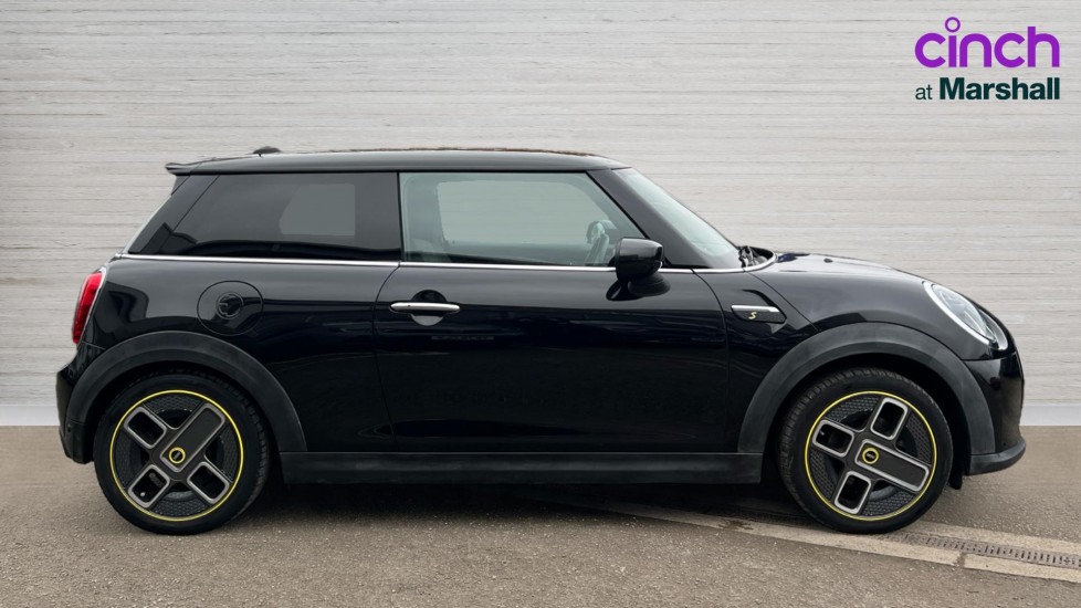 Used MINI Hatch 2021 for sale - 76479763: Photo 2