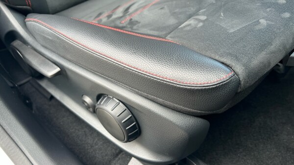 Used Mercedes-Benz EQA 2021 for sale - 75698674: Photo 32