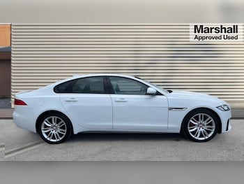 Used Jaguar XF 2017 for sale - 76007933: Photo 2