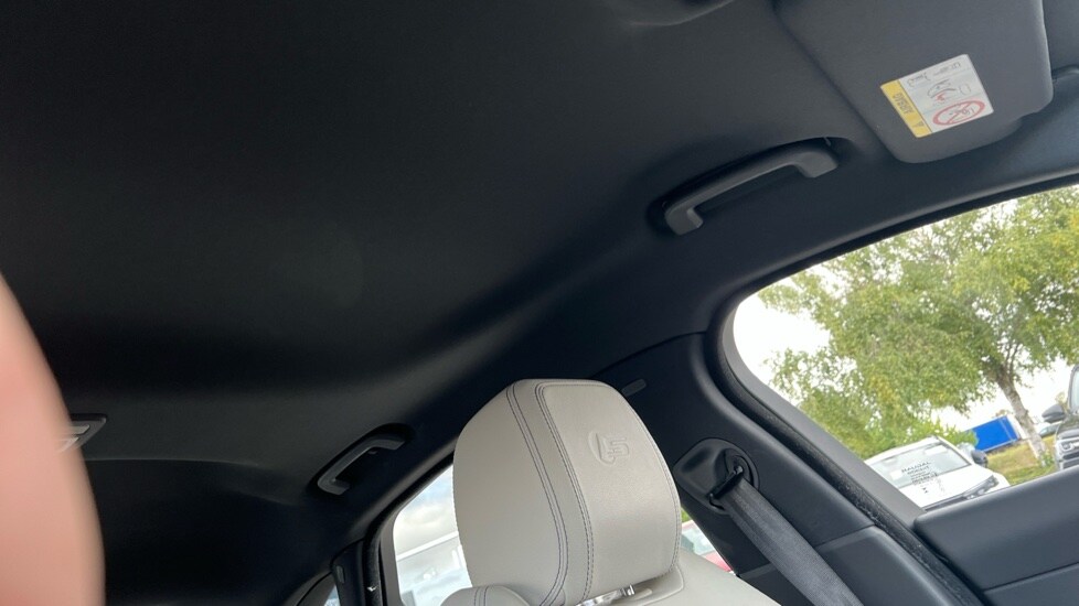 Used Jaguar XF 2017 for sale - 76007933: Photo 31