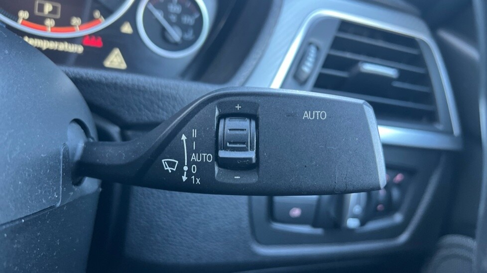 Used BMW 3 Series 2018 for sale - 76575181: Photo 24