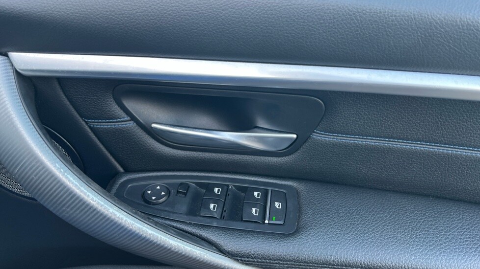 Used BMW 3 Series 2018 for sale - 76575181: Photo 30