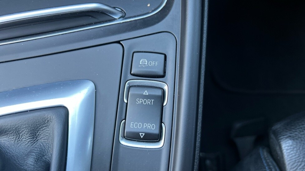 Used BMW 3 Series 2018 for sale - 76575181: Photo 37