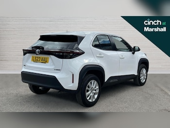 Used Toyota Yaris Cross 2023 for sale - 75715397: Photo