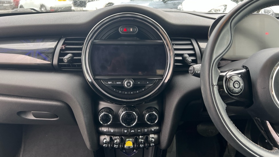 Used MINI Hatch 2020 for sale - 76709509: Photo 12