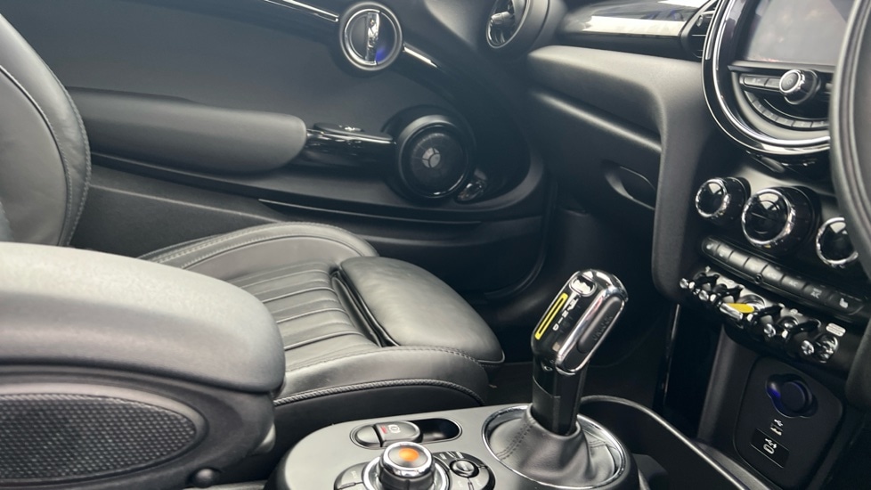 Used MINI Hatch 2020 for sale - 76709509: Photo 28