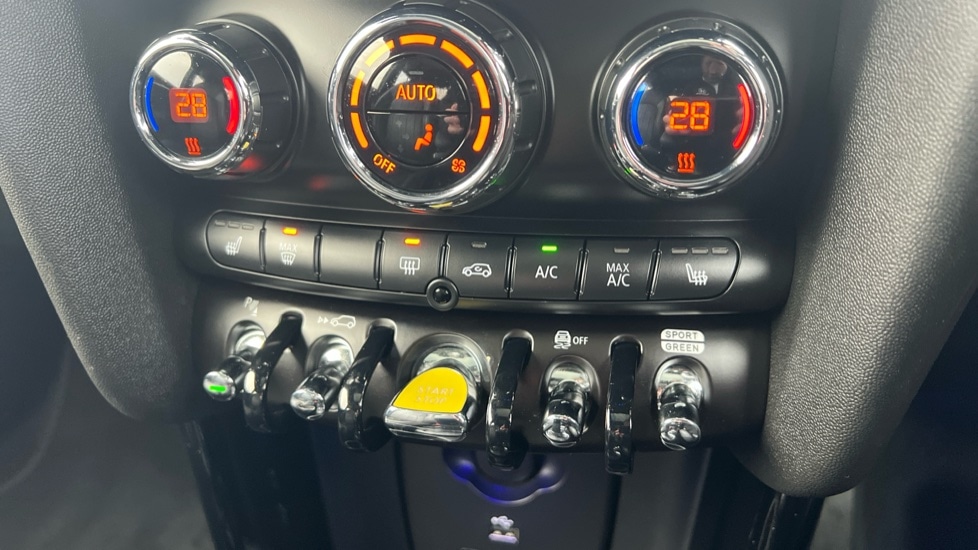 Used MINI Hatch 2020 for sale - 76709509: Photo 34