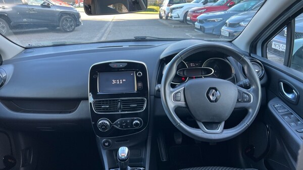 Used Renault Clio 2017 for sale - 76161448: Photo 11