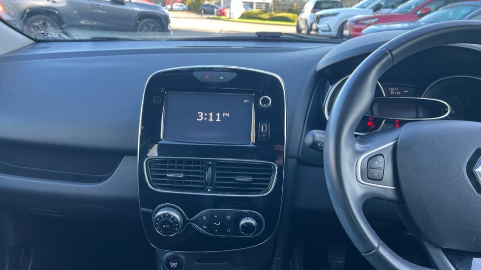 Used Renault Clio 2017 for sale - 76161448: Photo 12
