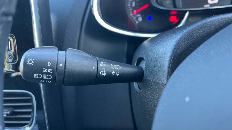 Used Renault Clio 2017 for sale - 76161448: Photo 25